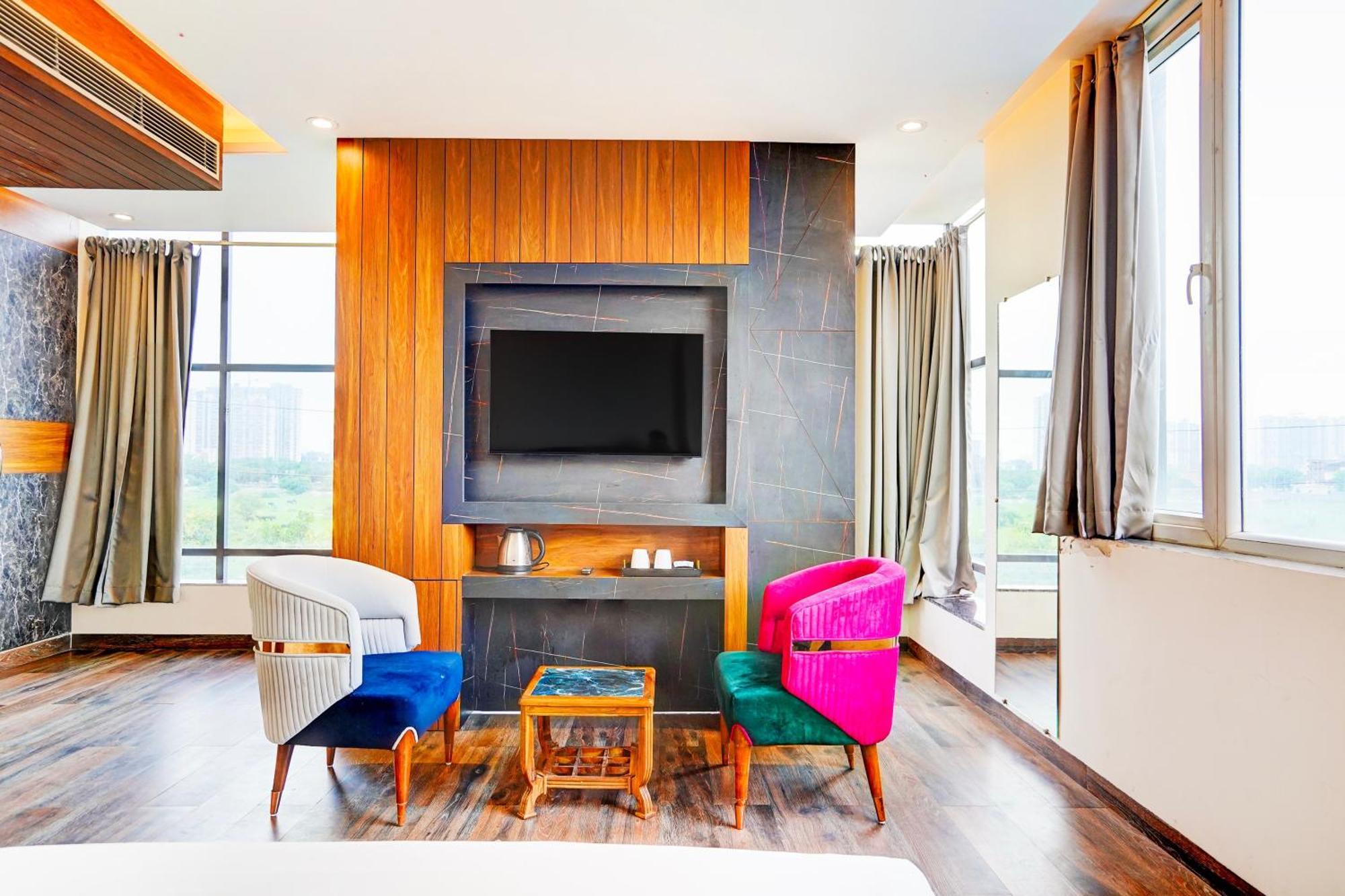 Hotel Marina Near Igi Airport Delhi นิวเดลี ภายนอก รูปภาพ
