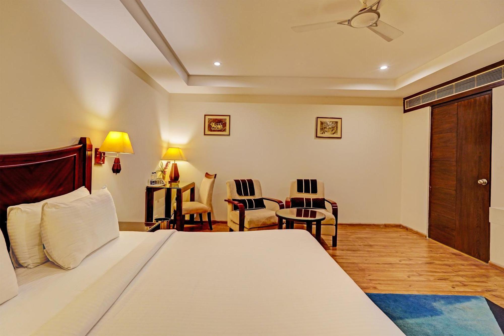 Hotel Marina Near Igi Airport Delhi นิวเดลี ภายนอก รูปภาพ