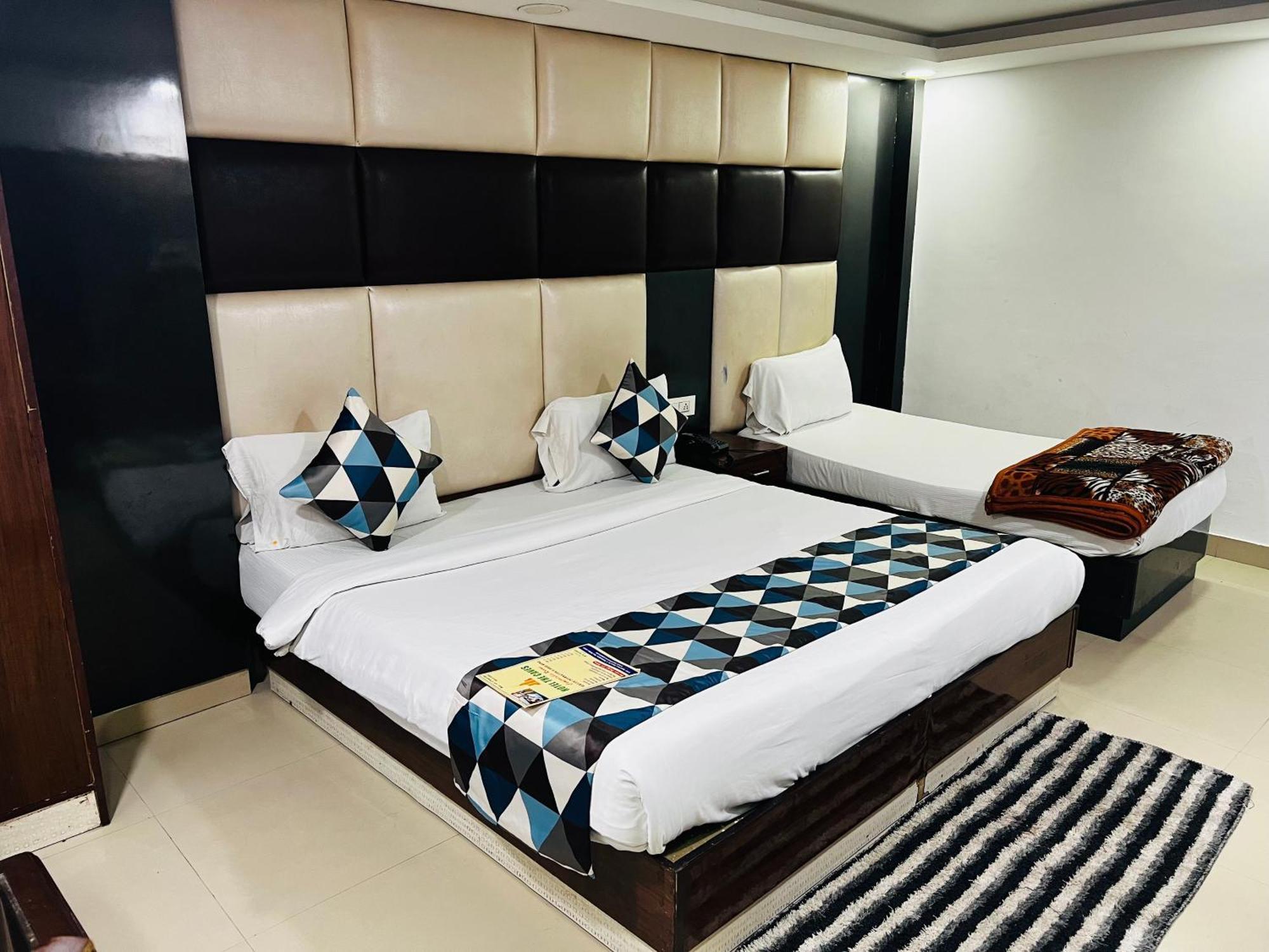 Hotel Marina Near Igi Airport Delhi นิวเดลี ภายนอก รูปภาพ